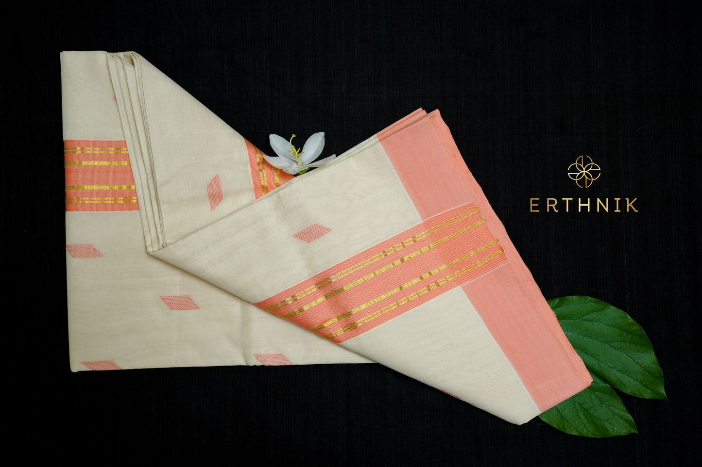 Erthnik™ Premium Balaramapuram Unakkupaavu Handloom Cotton Saree with Peach Border with diamond motifs