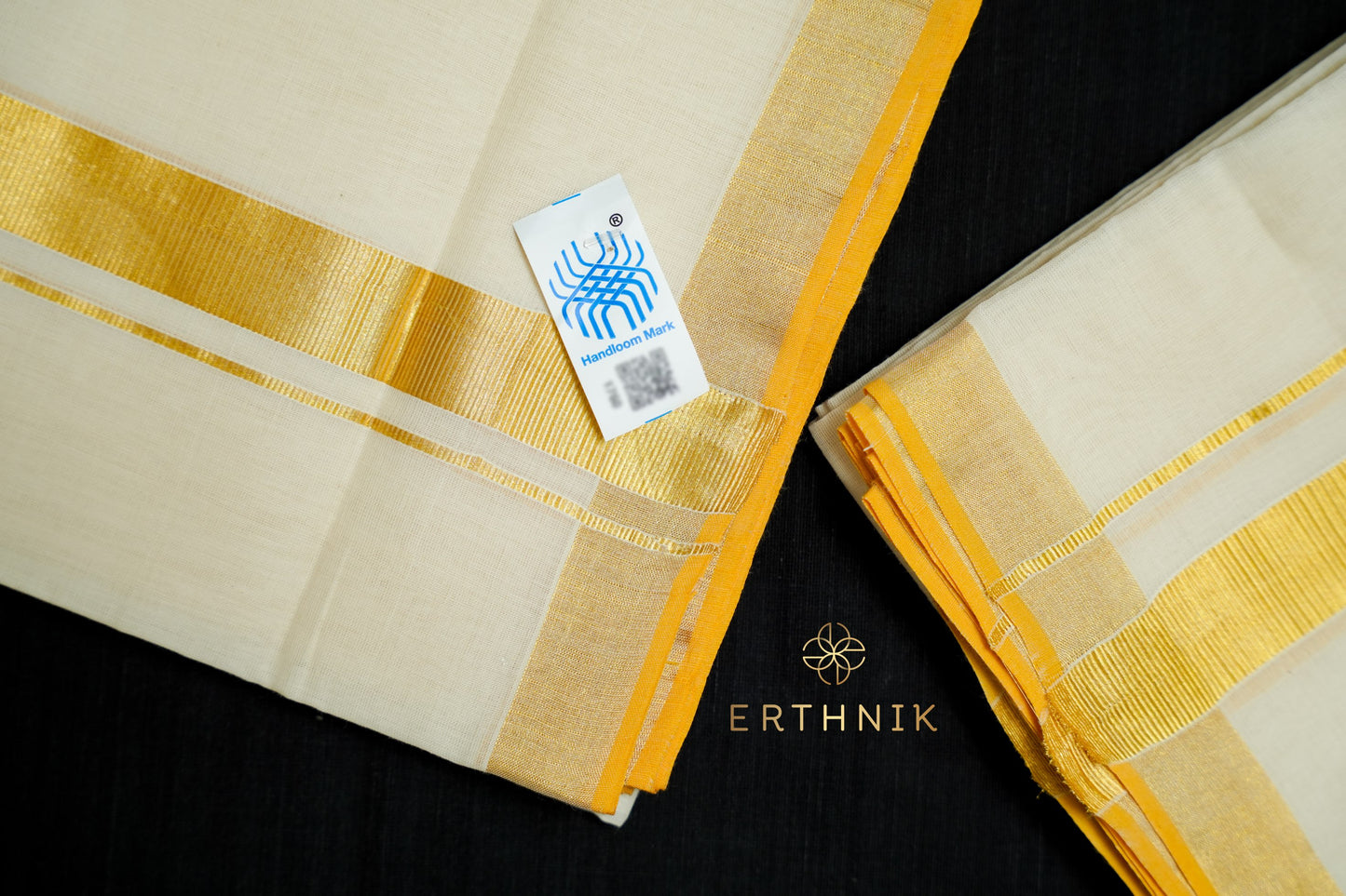Erthnik™ Pure Handloom Kasavu Set Mundu – Classic Gold Border