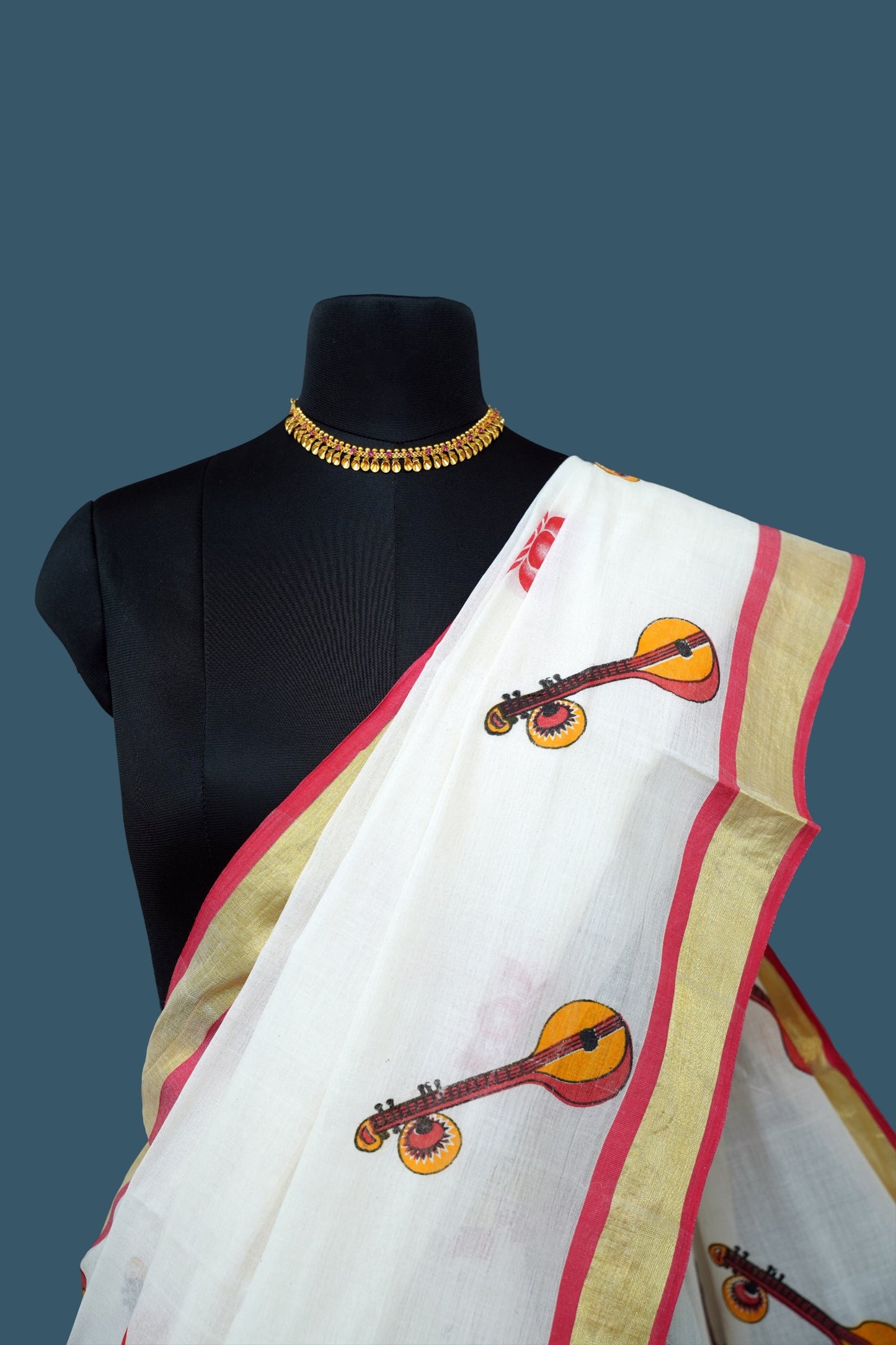 Erthnik™ Kerala Cotton Saree – Veena Motif with Red & Golden Kasavu Border