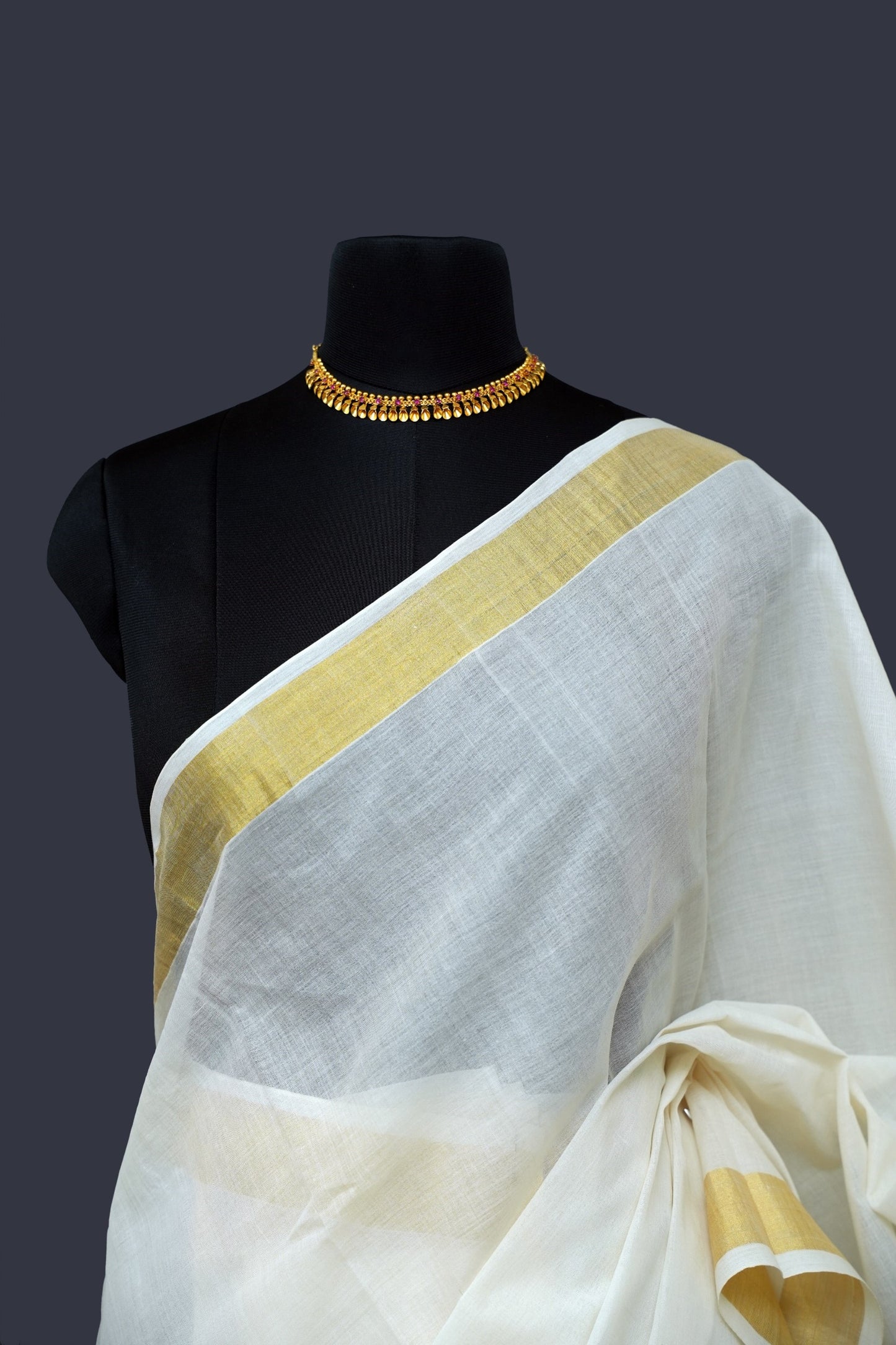 Erthnik™ Classic Kerala Set Saree – Golden Kasavu Border